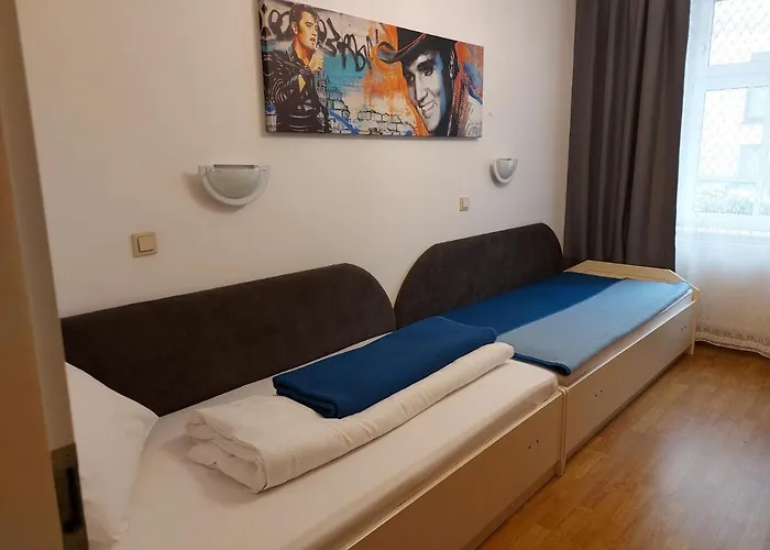 Andrea * Klosterneuburg